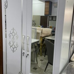 MODERN WARDROBE